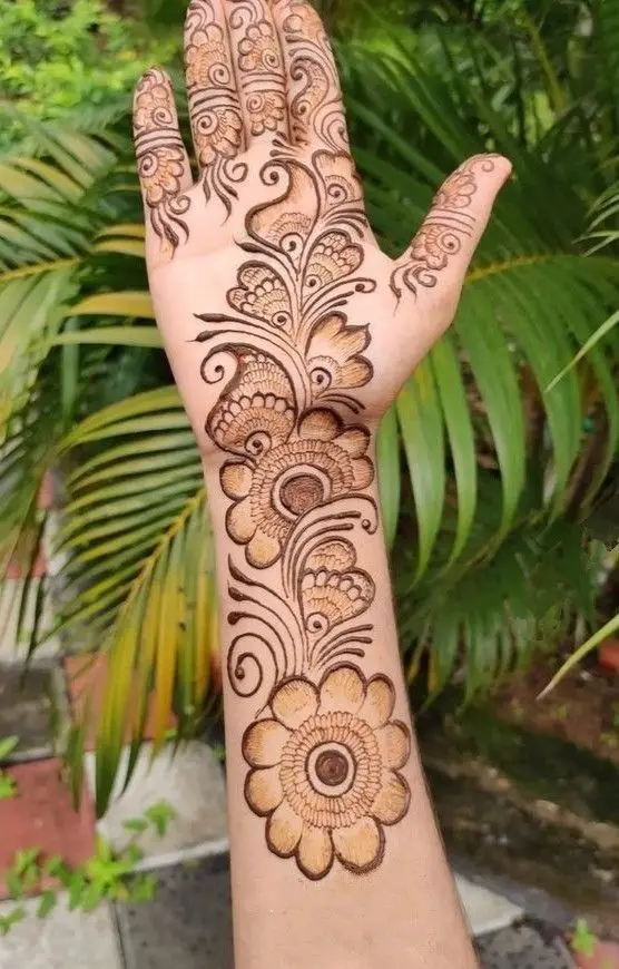 arabic-mehndi-designs-photos-10 Arabic Mehndi Designs Photos