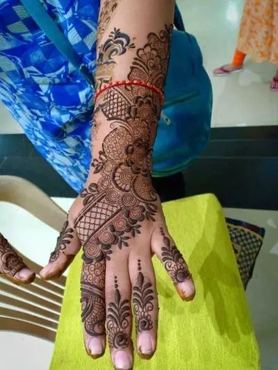 latest-arabic-mehndi-design-1 Latest Arabic Mehndi Design